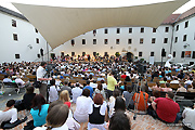 foto . 12